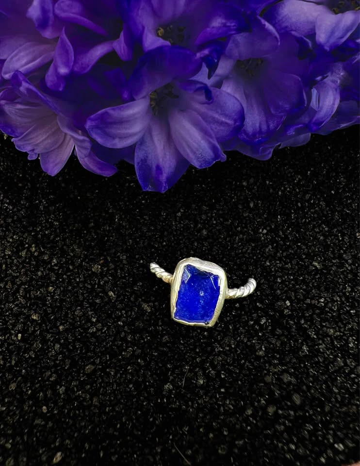 Organic Tanzanite Ring